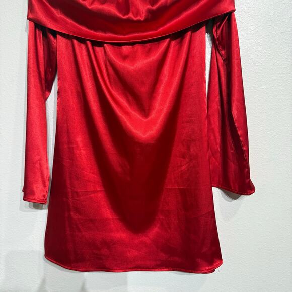 Hyperfire Red Satin Off The Shoulder Long Sleeve Tie Back Mini Dress Sz XS - Picture 4 of 13